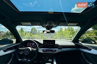 Седан Audi A4 2020 в Києві