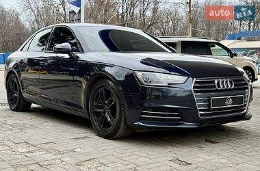 Седан Audi A4 2016 в Дніпрі
