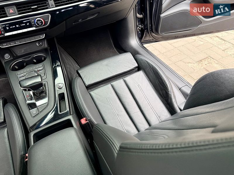 Седан Audi A4 2016 в Дніпрі