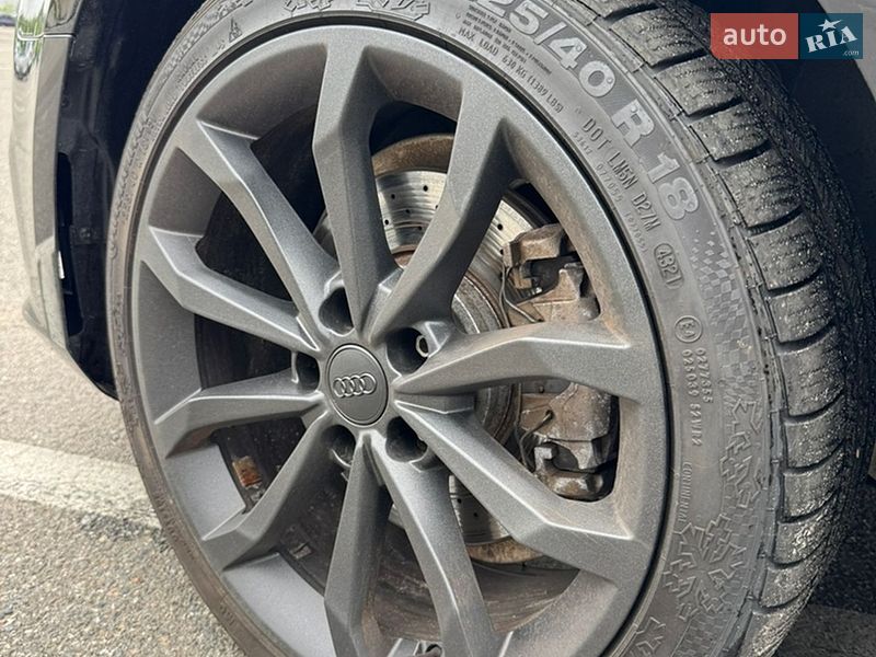 Седан Audi A4 2019 в Киеве
