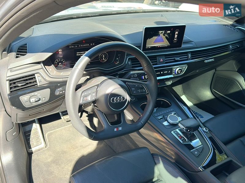 Седан Audi A4 2019 в Одессе