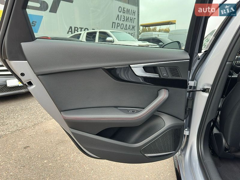 Седан Audi A4 2019 в Одессе