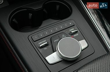 Седан Audi A4 2019 в Одессе