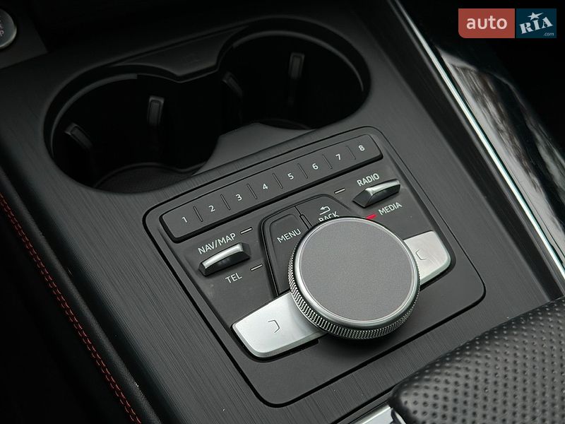 Седан Audi A4 2019 в Одессе