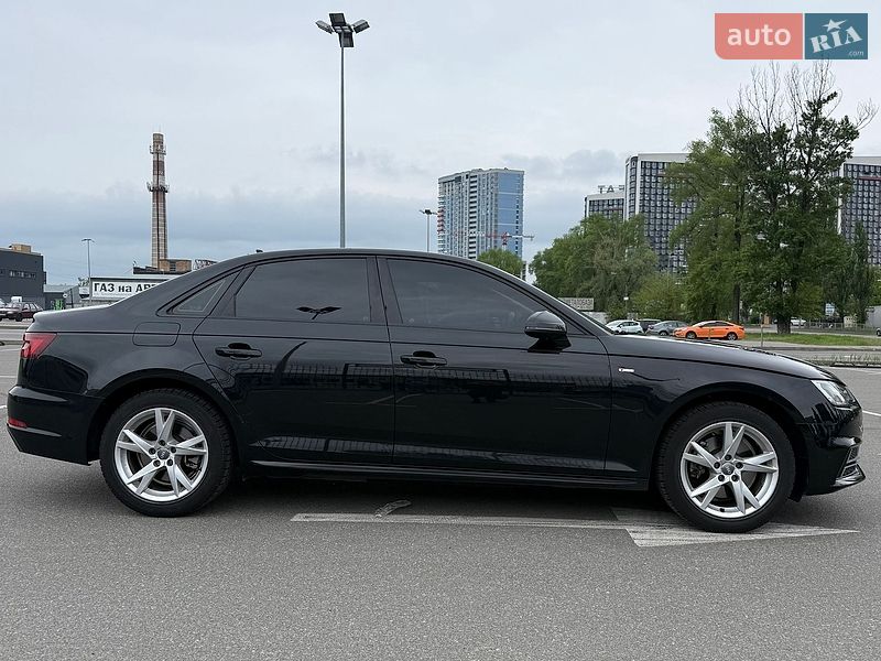 Седан Audi A4 2017 в Киеве