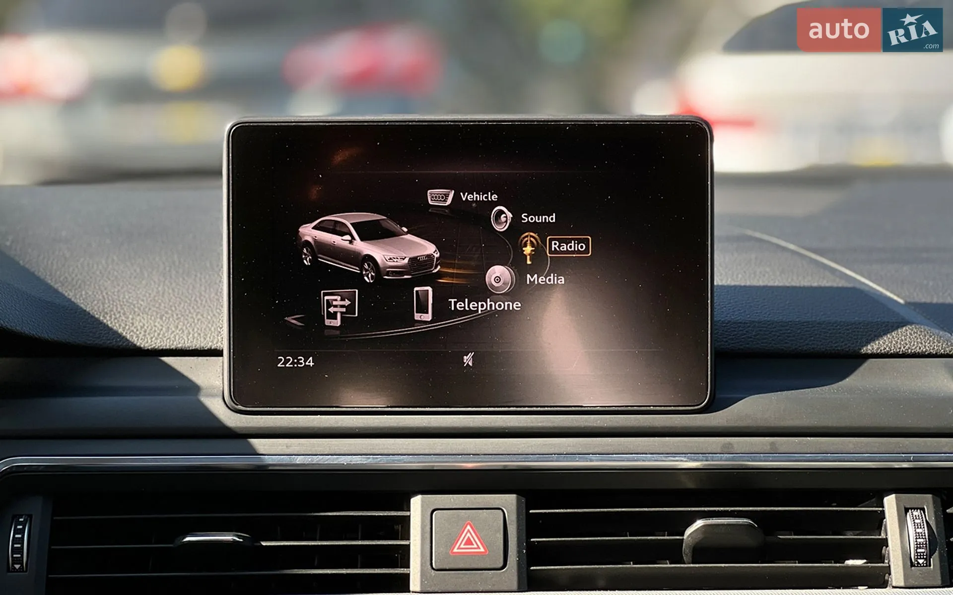 2016 Audi A4 - мініатюра 16