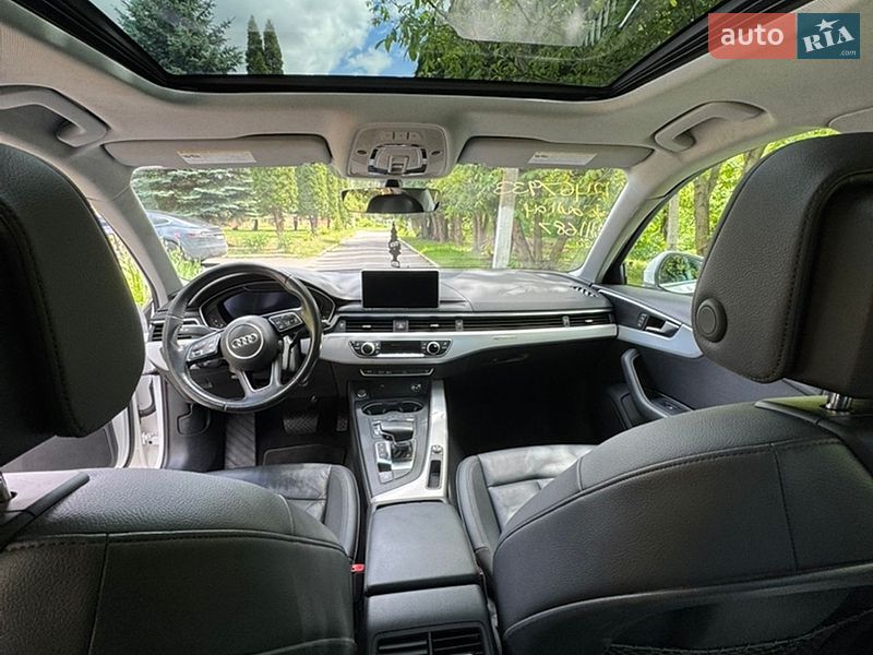 Седан Audi A4 2017 в Ровно