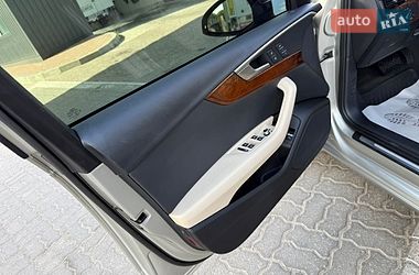 Седан Audi A4 2017 в Дрогобичі