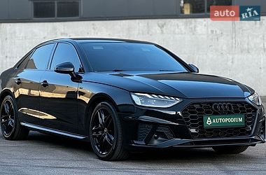 Седан Audi A4 2022 в Киеве