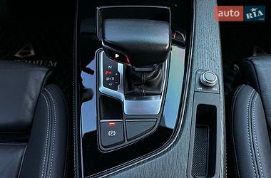 Седан Audi A4 2022 в Киеве