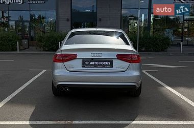Седан Audi A4 2014 в Киеве