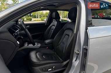 Седан Audi A4 2014 в Киеве