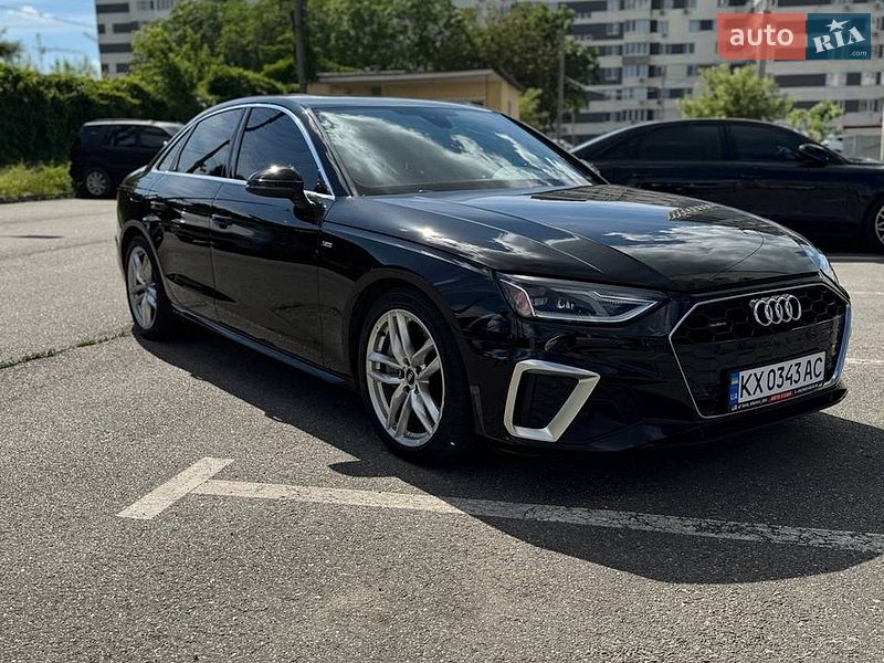 Седан Audi A4 2020 в Киеве