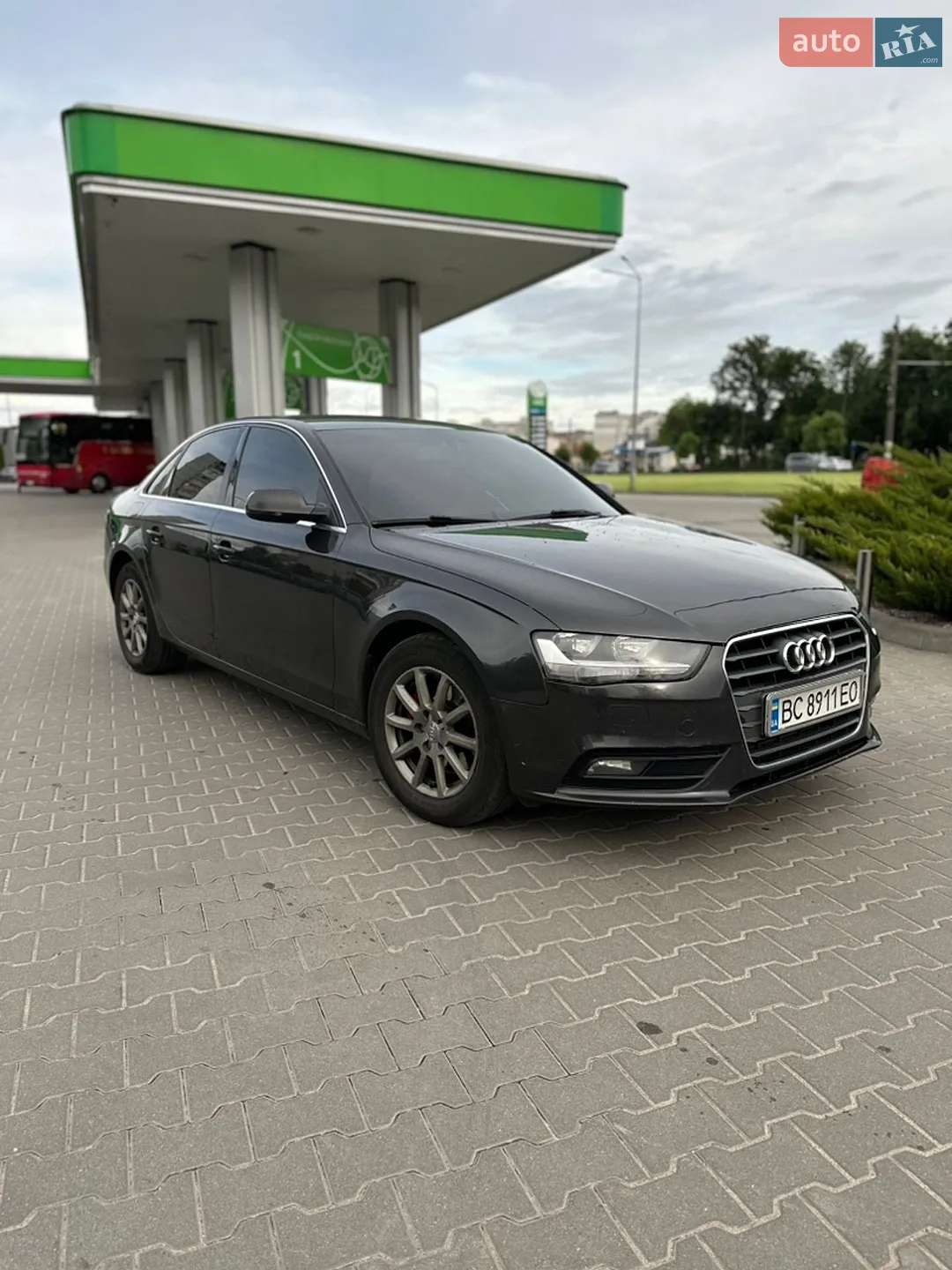 2012 Audi A4 - мініатюра 2