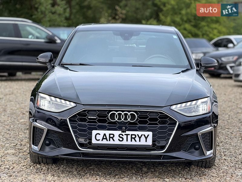 Седан Audi A4 2022 в Стрые