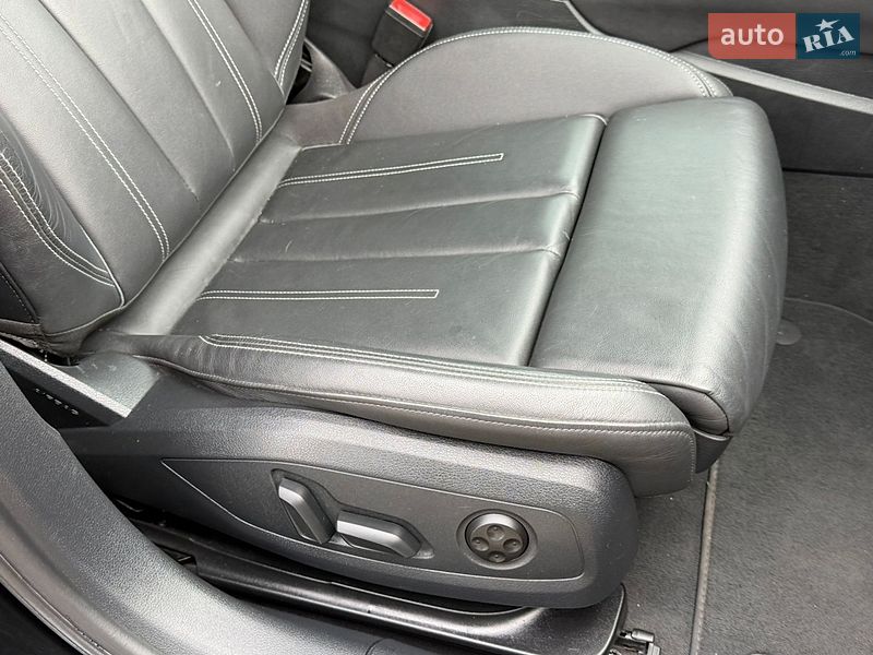 Седан Audi A4 2022 в Стрые