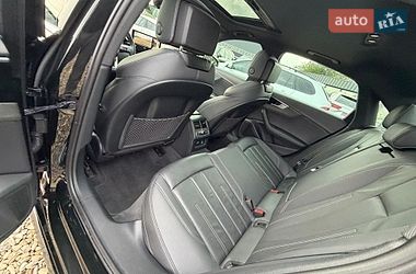 Седан Audi A4 2022 в Стрые