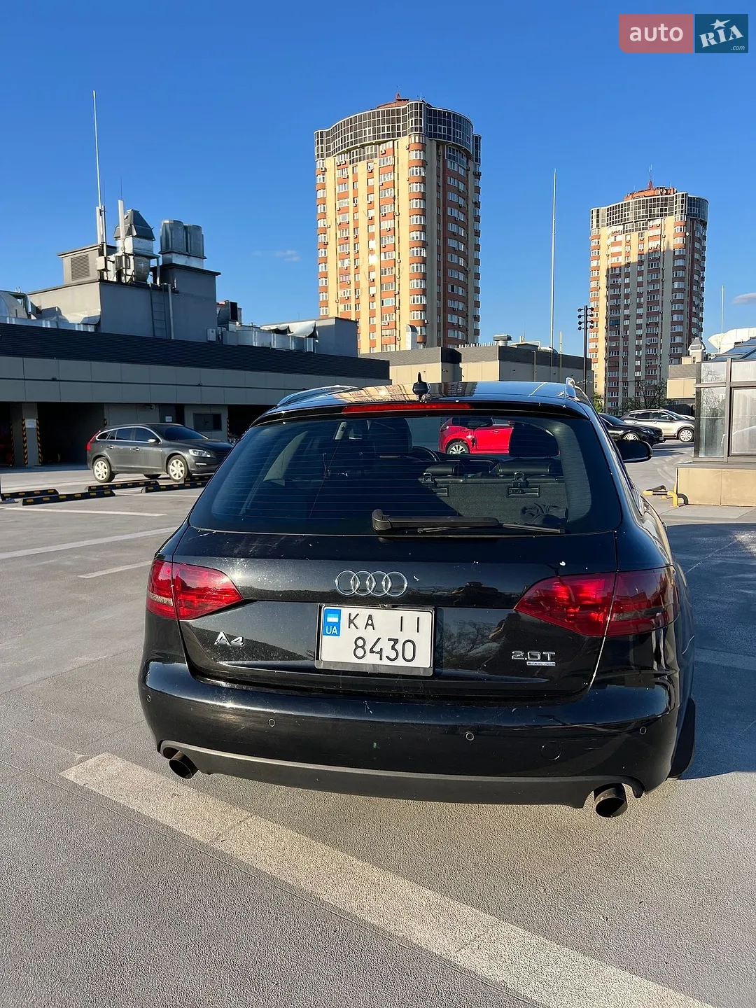 2010 Audi A4 - мініатюра 4