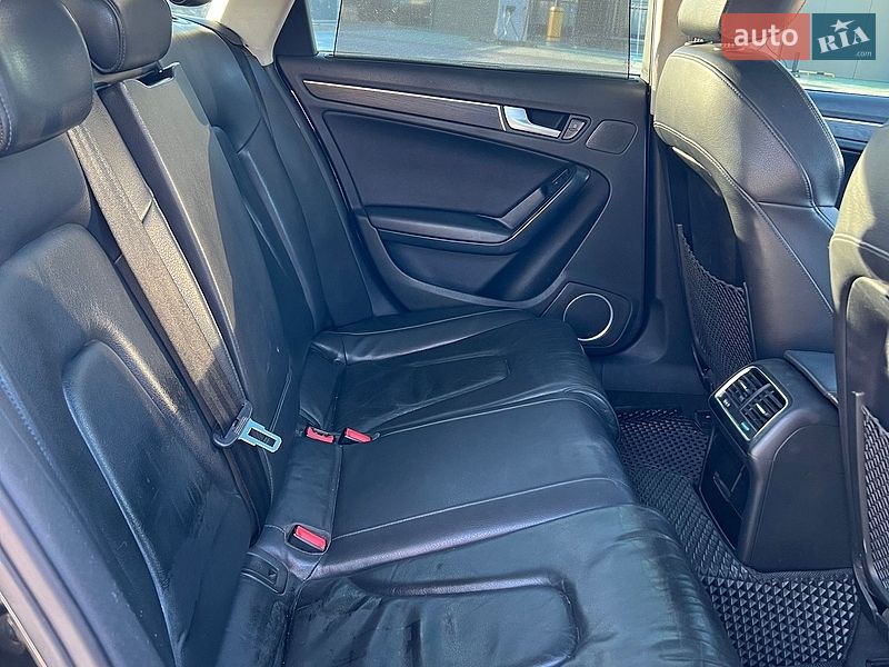 Универсал Audi A4 2010 в Киеве