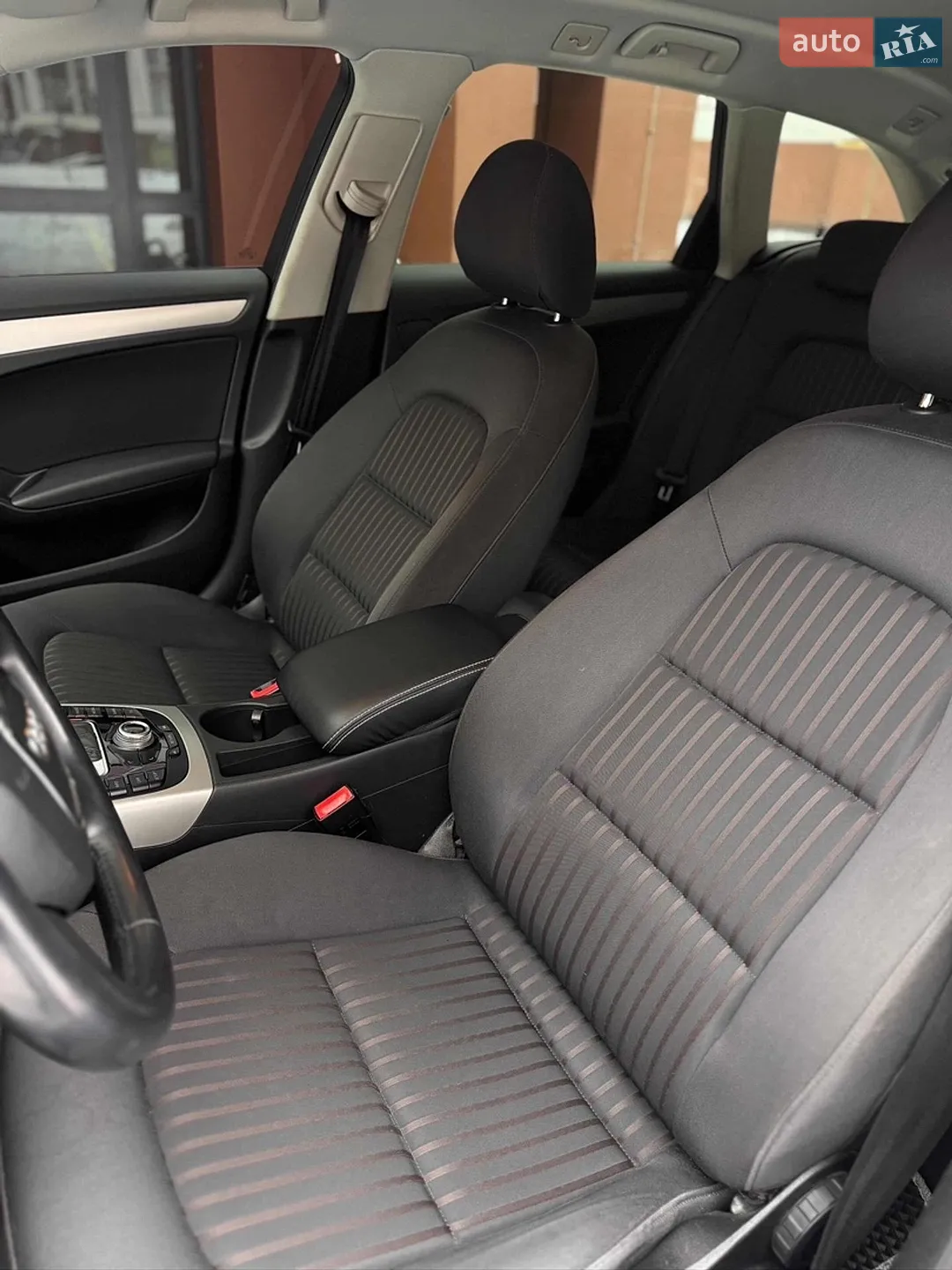 2011 Audi A4 - мініатюра 5
