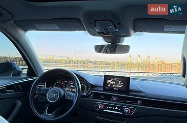 Седан Audi A4 2018 в Киеве