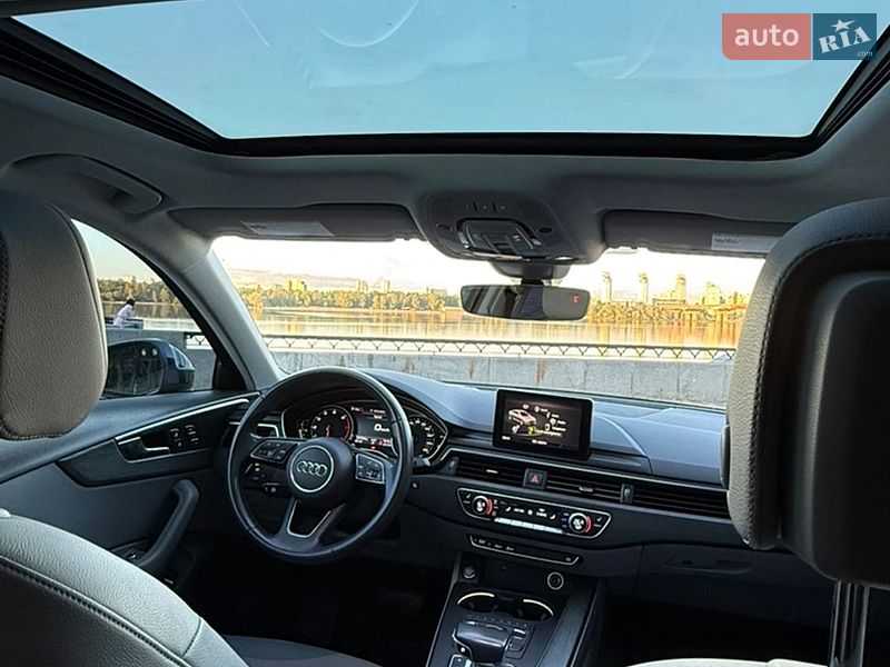 Седан Audi A4 2018 в Киеве