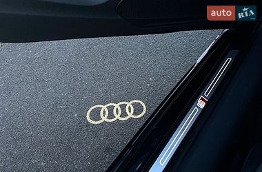 Седан Audi A4 2018 в Киеве