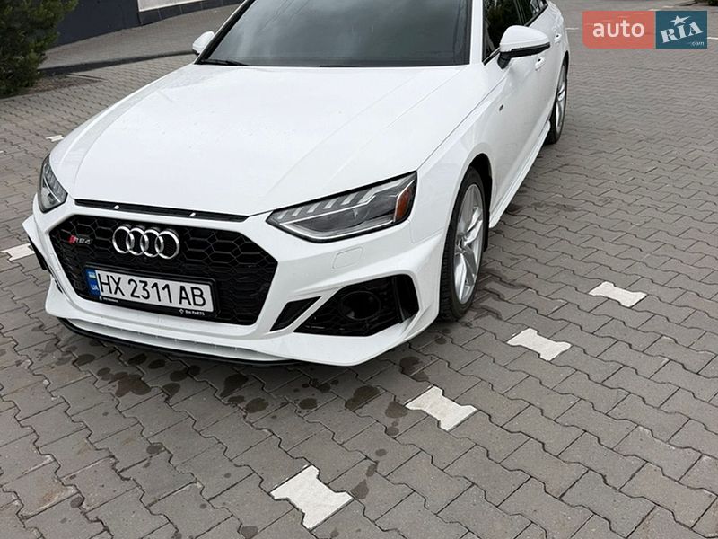 Седан Audi A4 2023 в Хмельницком