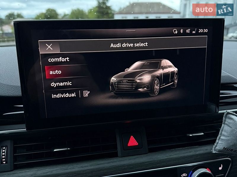 Седан Audi A4 2023 в Хмельницком