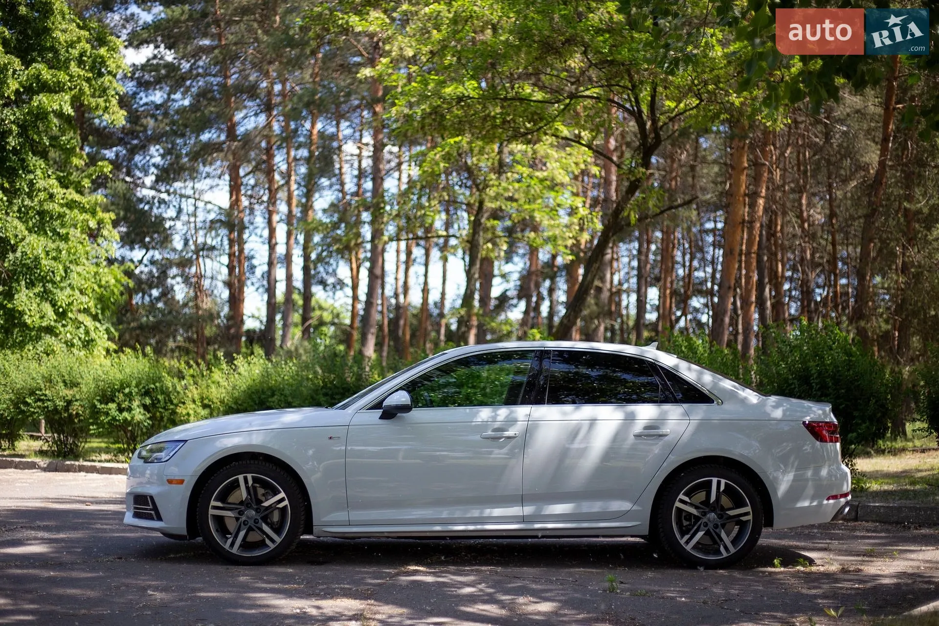 2017 Audi A4 - мініатюра 2