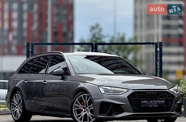 Универсал Audi A4 2019 в Киеве