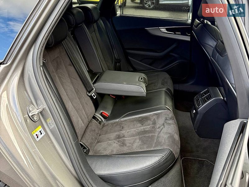 Универсал Audi A4 2019 в Киеве
