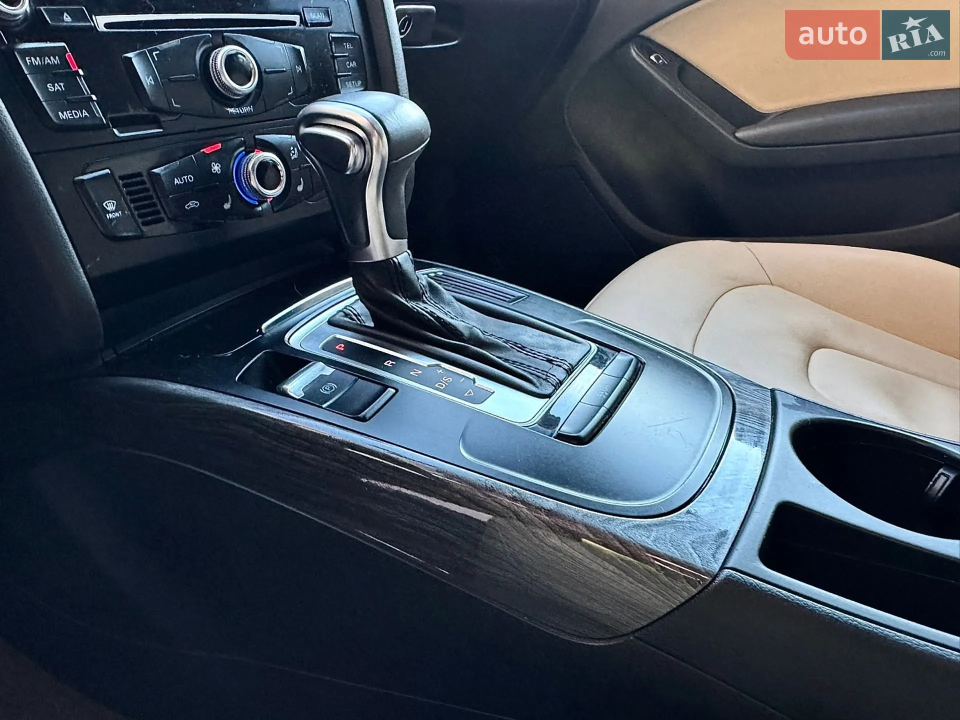 2013 Audi A4 - мініатюра 14