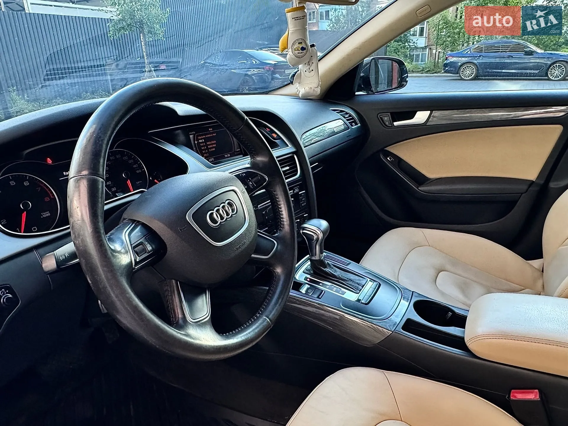 2013 Audi A4 - мініатюра 19