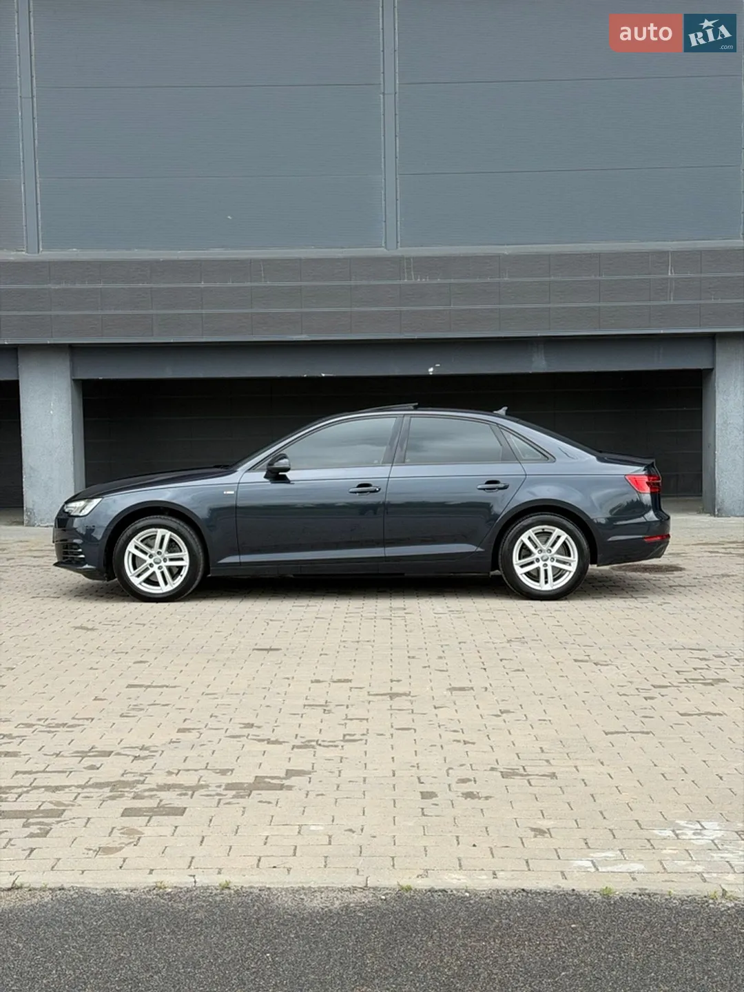 2017 Audi A4 - мініатюра 5