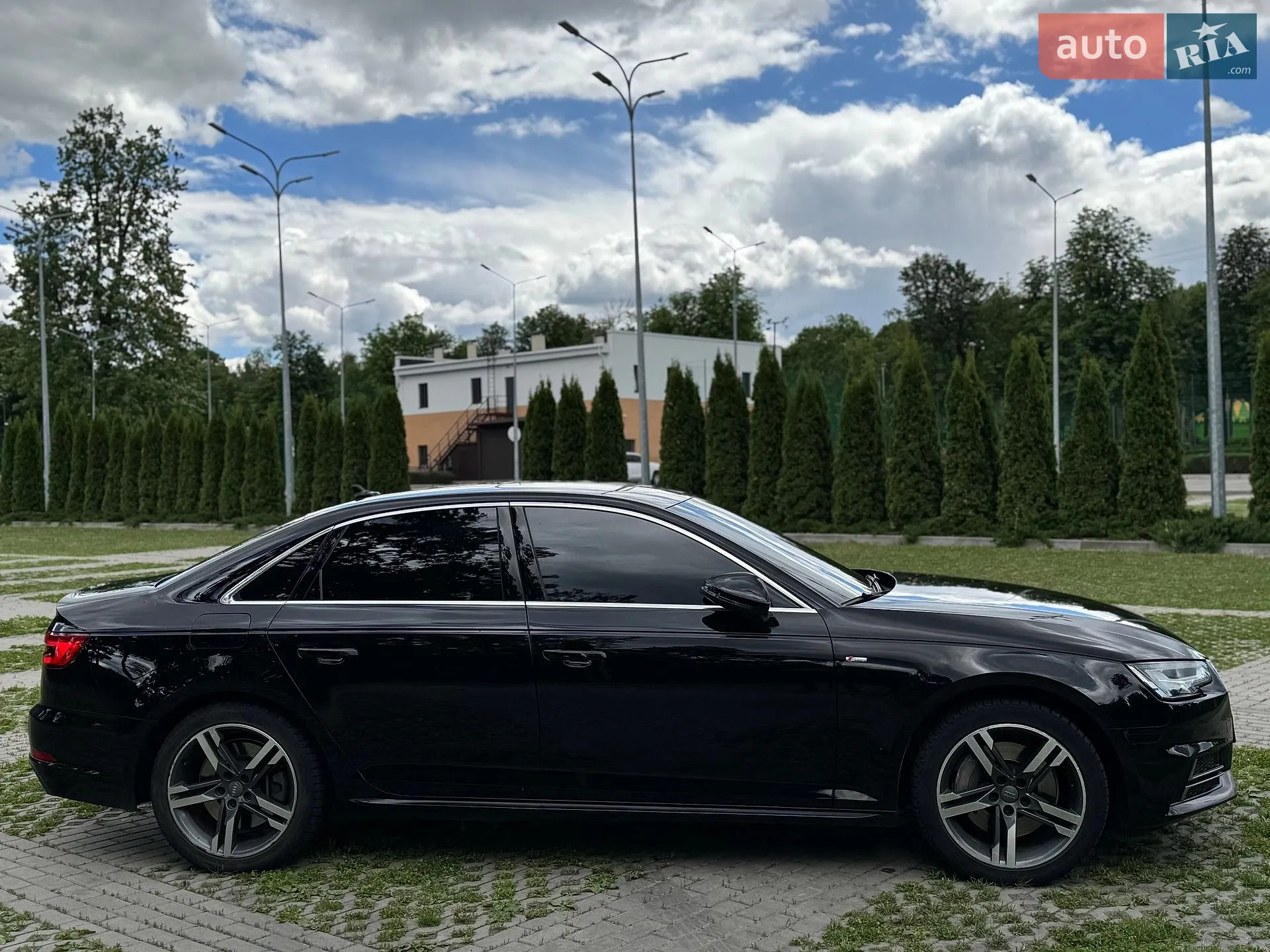2017 Audi A4 - мініатюра 11