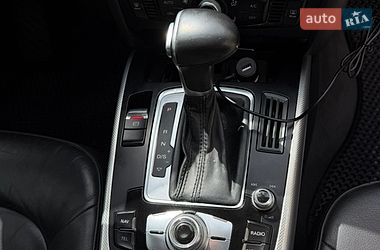 Седан Audi A4 2014 в Львові