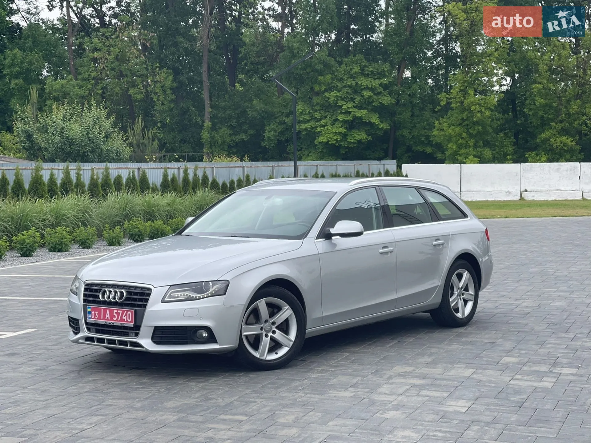 2011 Audi A4 - мініатюра 2
