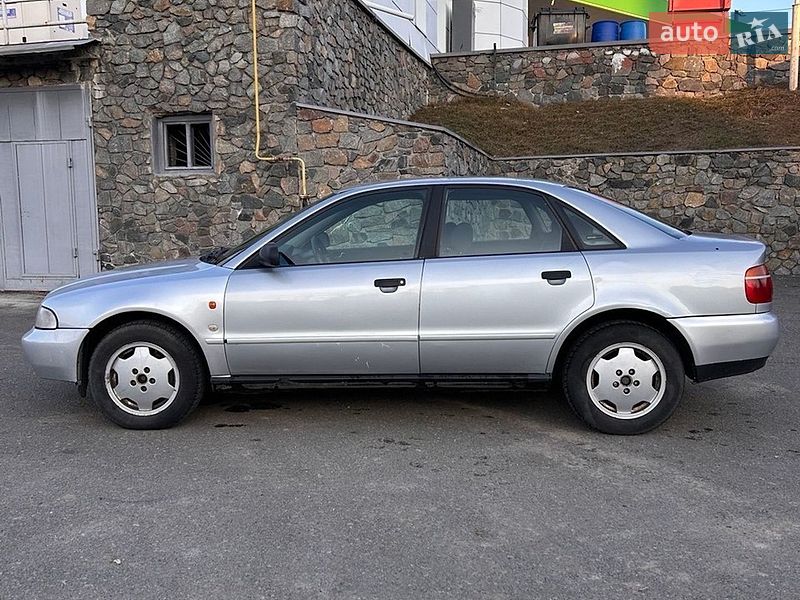 Седан Audi A4 1996 в Белой Церкви
