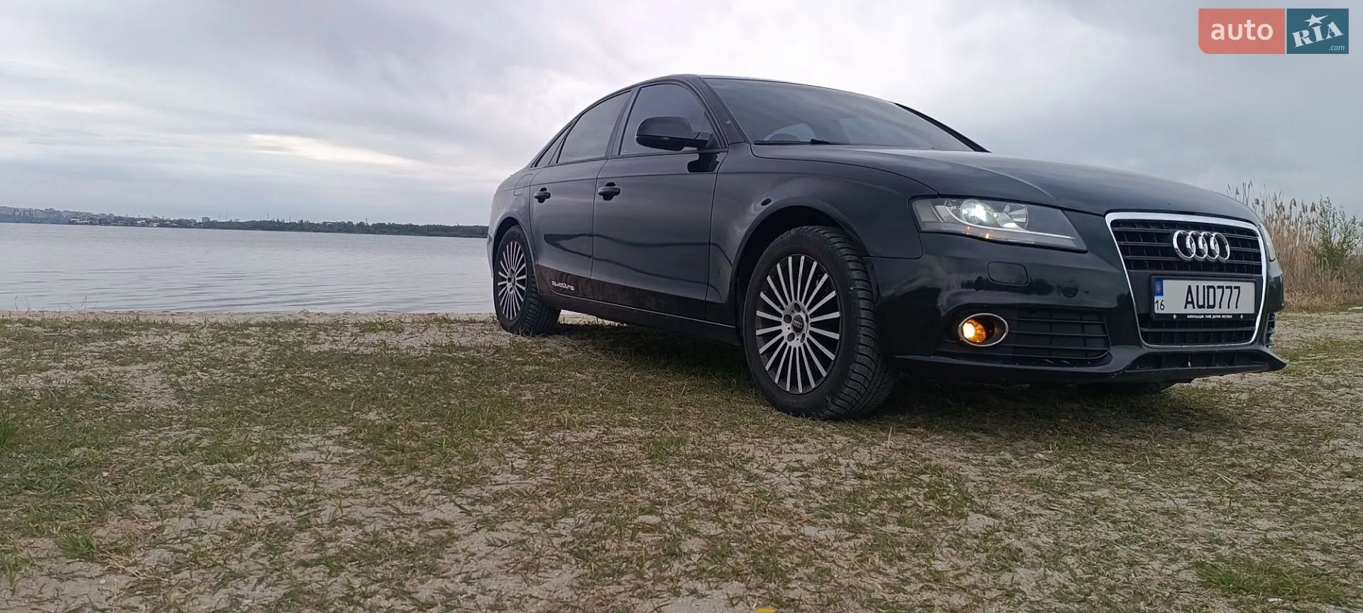 2011 Audi A4 - мініатюра 3