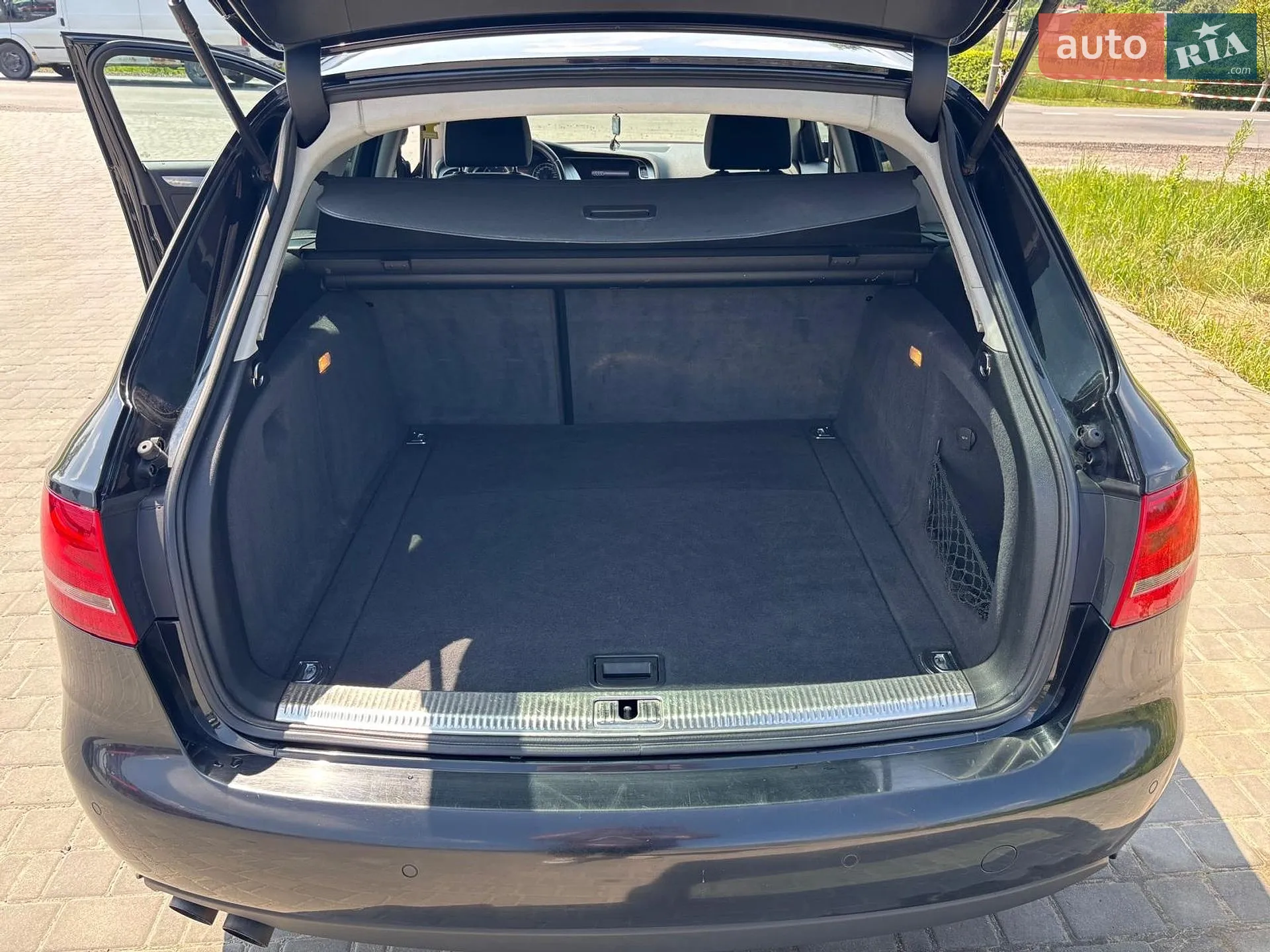2011 Audi A4 - мініатюра 14
