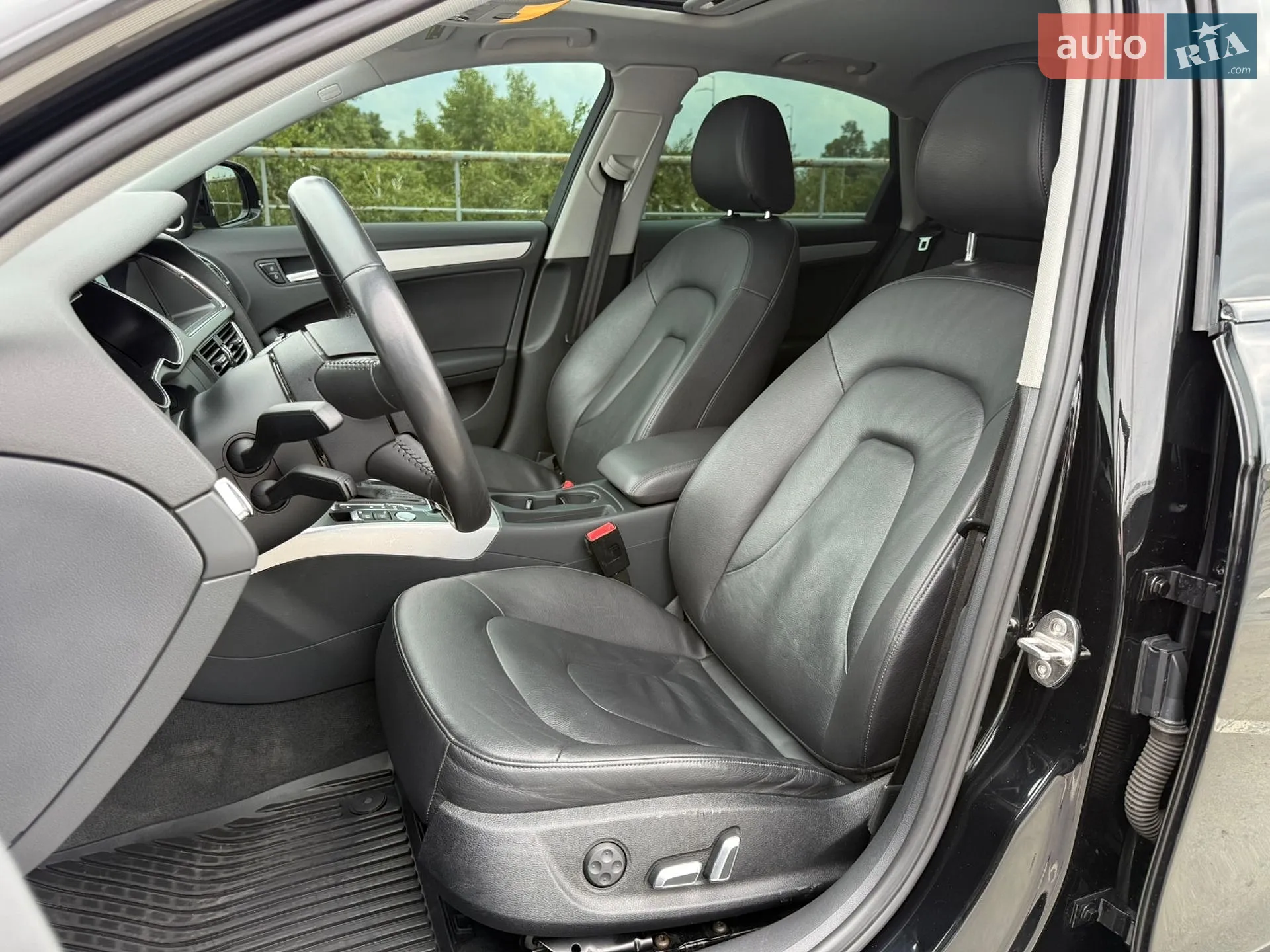 2013 Audi A4 - мініатюра 37