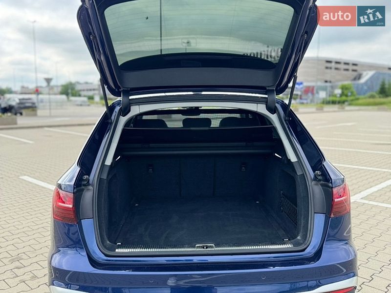 Универсал Audi A4 2020 в Киеве