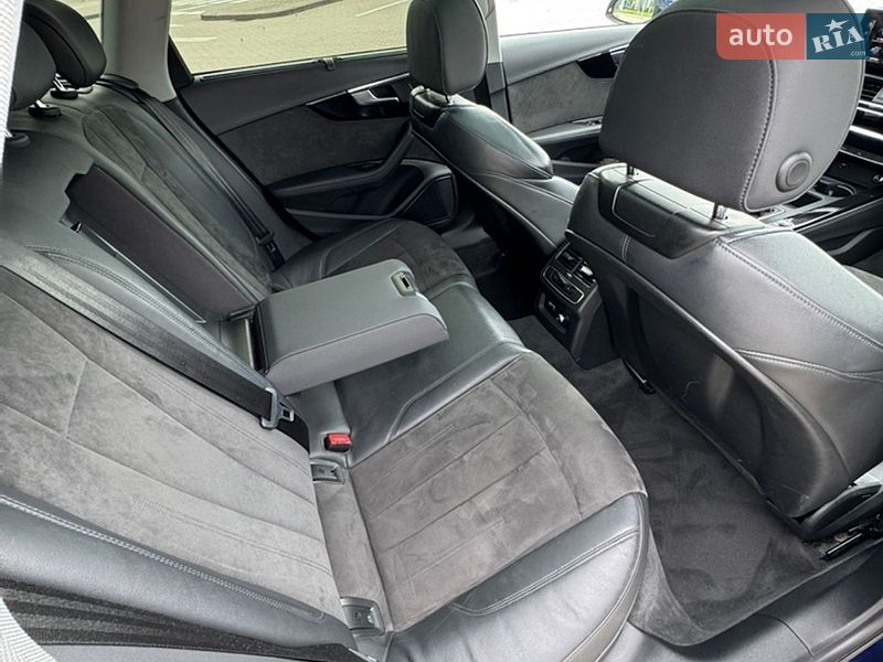 Универсал Audi A4 2020 в Киеве