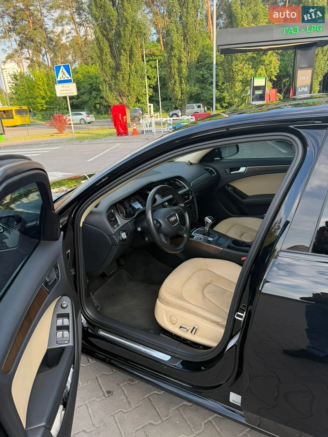 2012 Audi A4 - мініатюра 25
