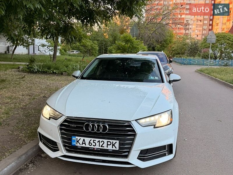 Седан Audi A4 2016 в Киеве