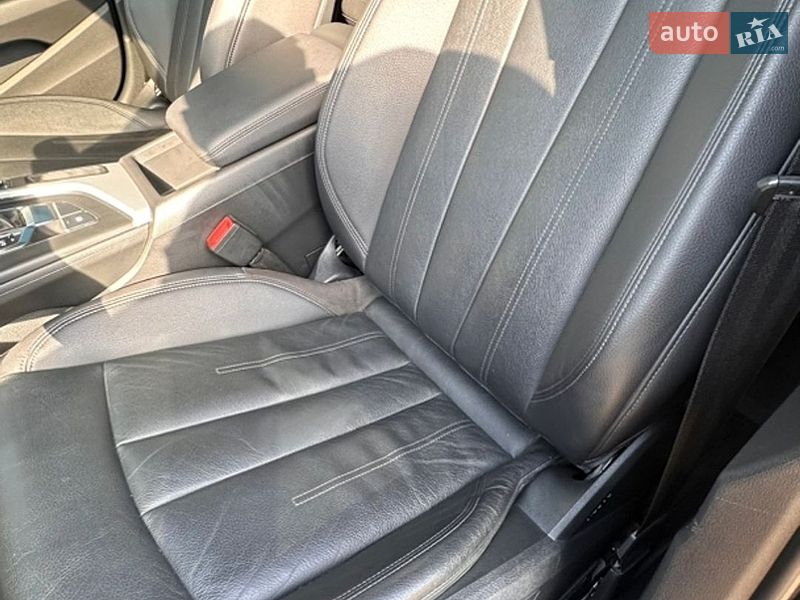 Седан Audi A4 2016 в Конотопі