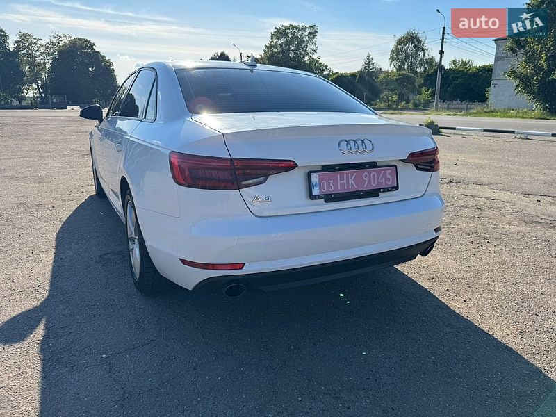 Седан Audi A4 2017 в Киеве