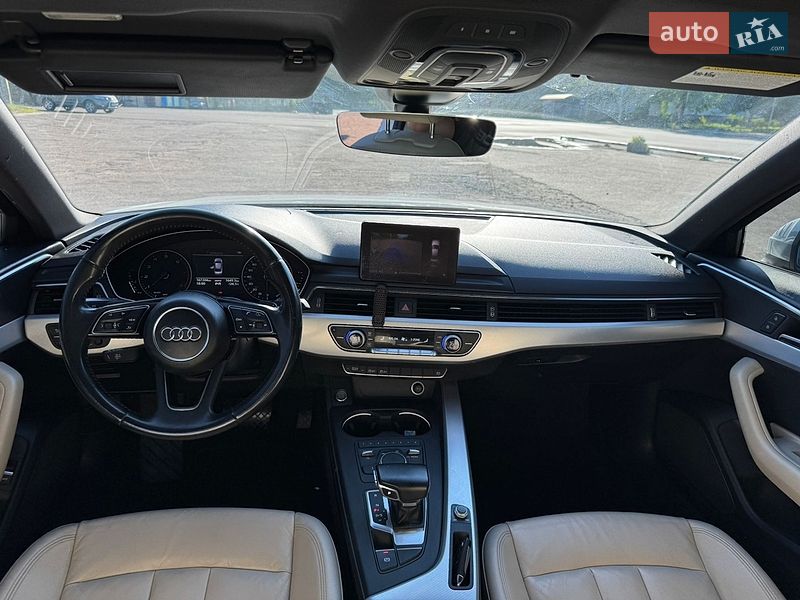 Седан Audi A4 2017 в Киеве