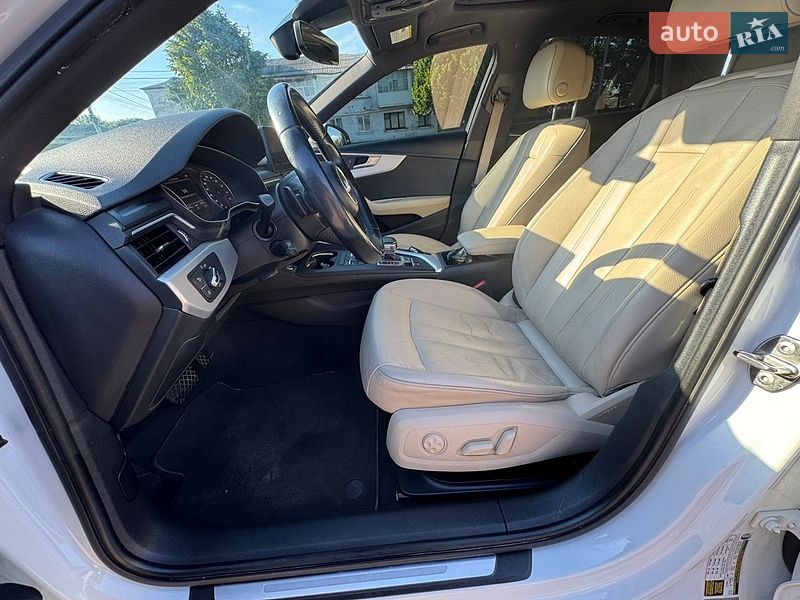 Седан Audi A4 2017 в Киеве